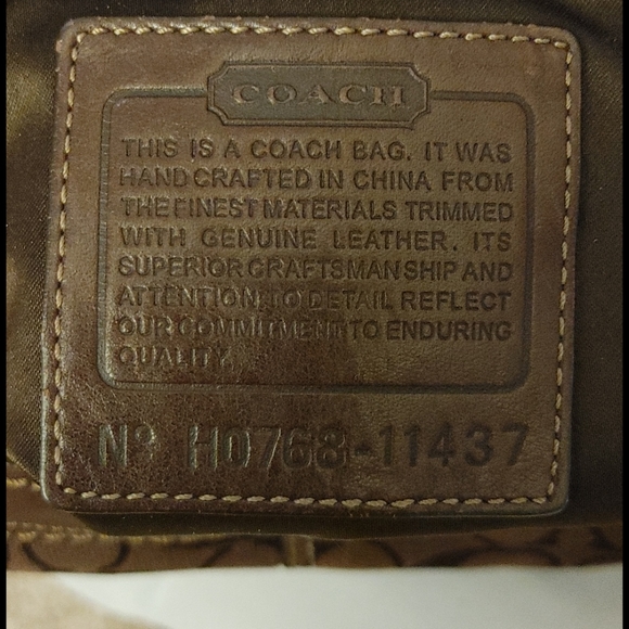 Coach Bucket purse - Picture 3 of 3